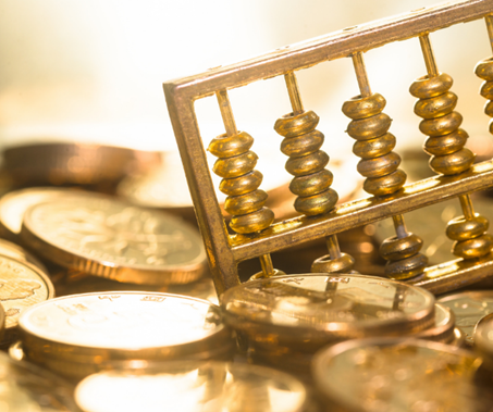 5 lastnosti zlata, zaradi katerih bo vaš naložbeni portfelj še bolj učinkovit